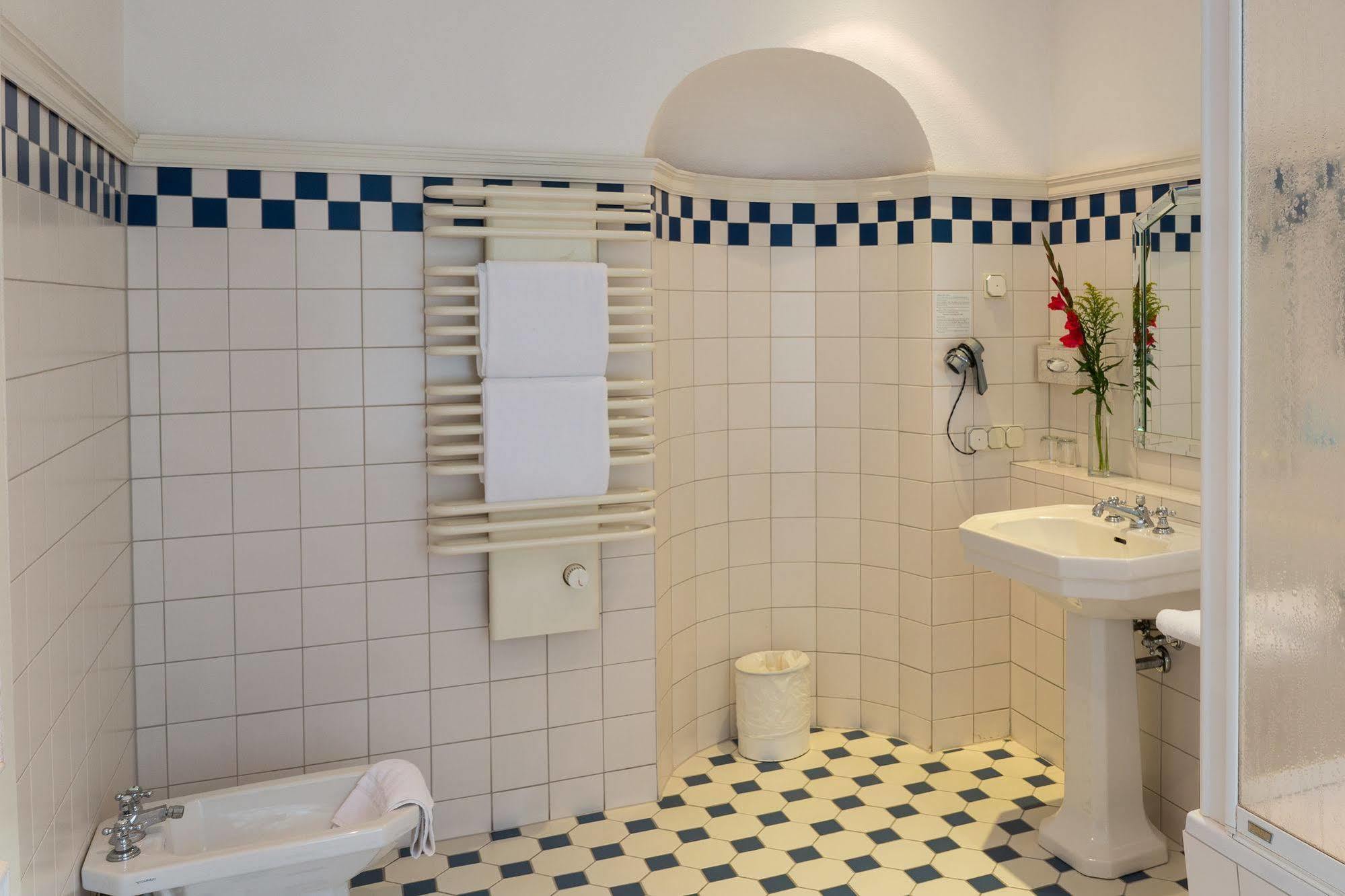 Parkhotel Unter Den Linden Χάλμπερσταντ Εξωτερικό φωτογραφία